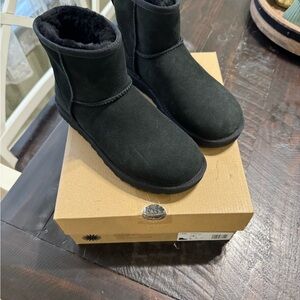 UGG Classic Mini Black Boots